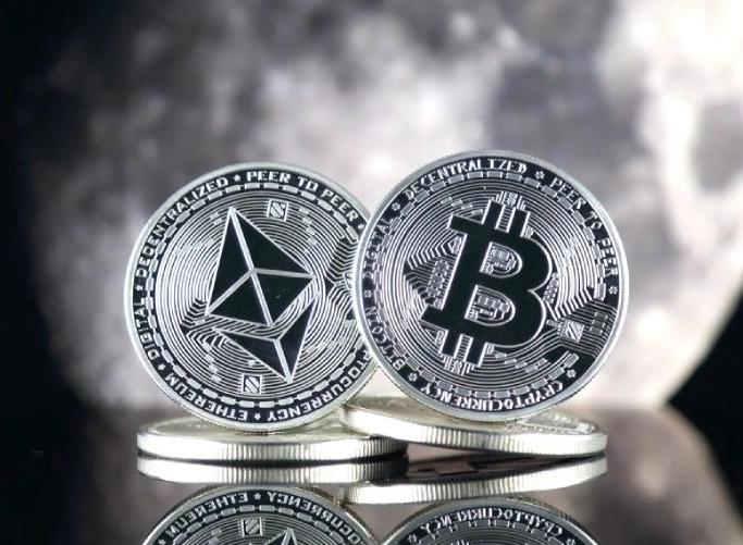 Crypto Slang Decoded: Essential Terms for Traders & Newcomers